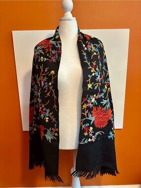 Kashmiri Hand Embroidered Floral Shawl Scarf Black Multi 72x26